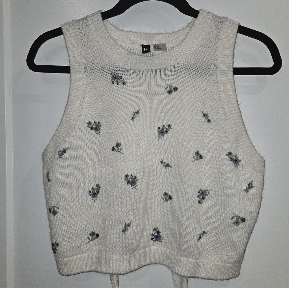 H&M Cream Knit Sleeveless Sweater  EUC - Picture 3 of 7